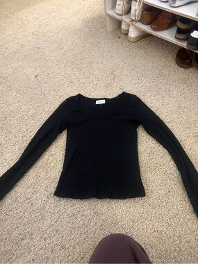 Universal Thread Black Scoop Neck Long Sleeve Top